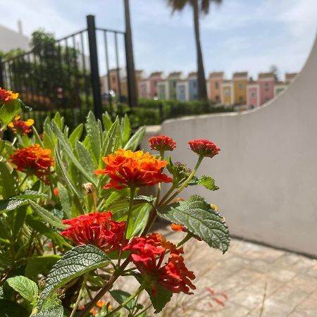 3 Storey Townhouse - Costa Del Sol Баия-де-Касарес Экстерьер фото
